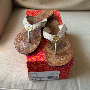 Tory Burch Thora Sandal Vintage Metallic Gold size 9